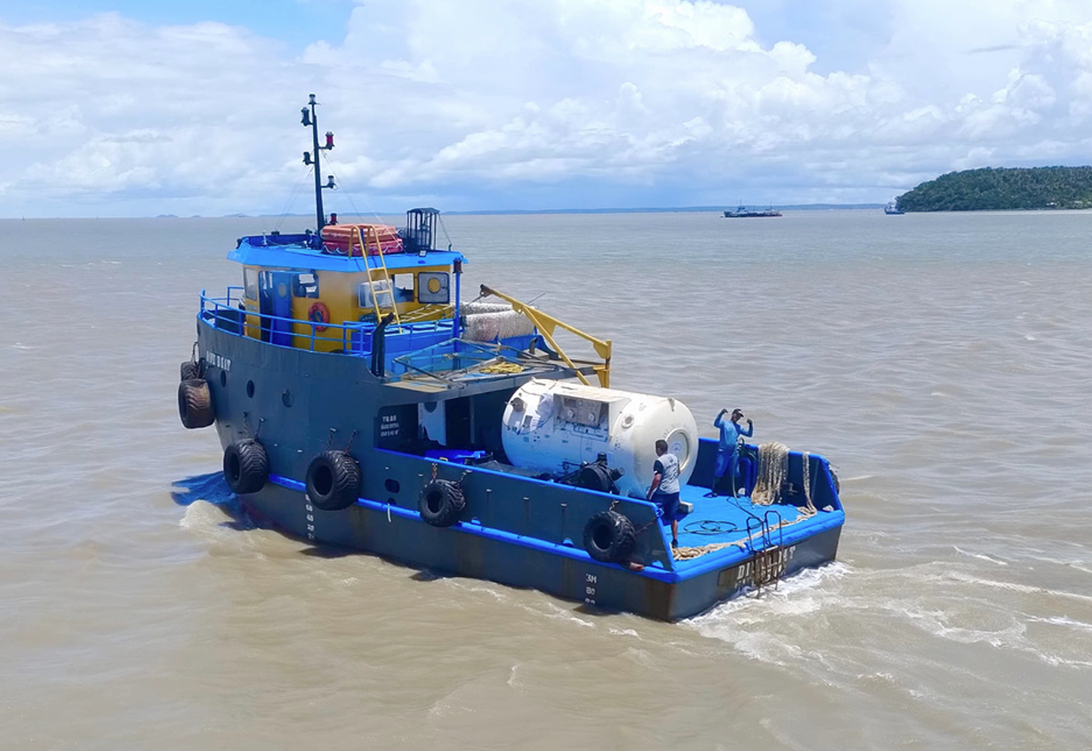 Dive Boat